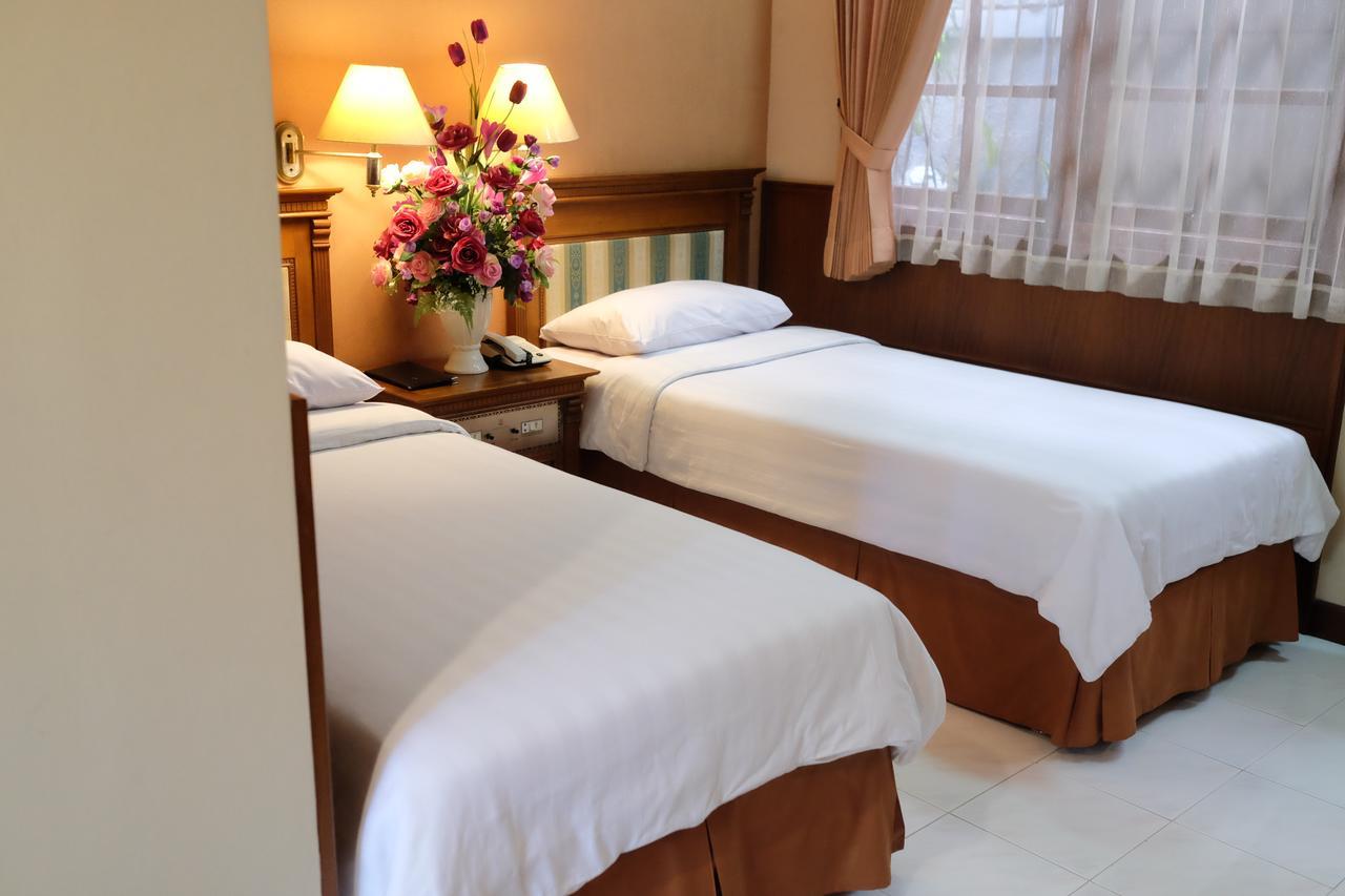 Sapta Nawa Resort 1 Gresik Экстерьер фото