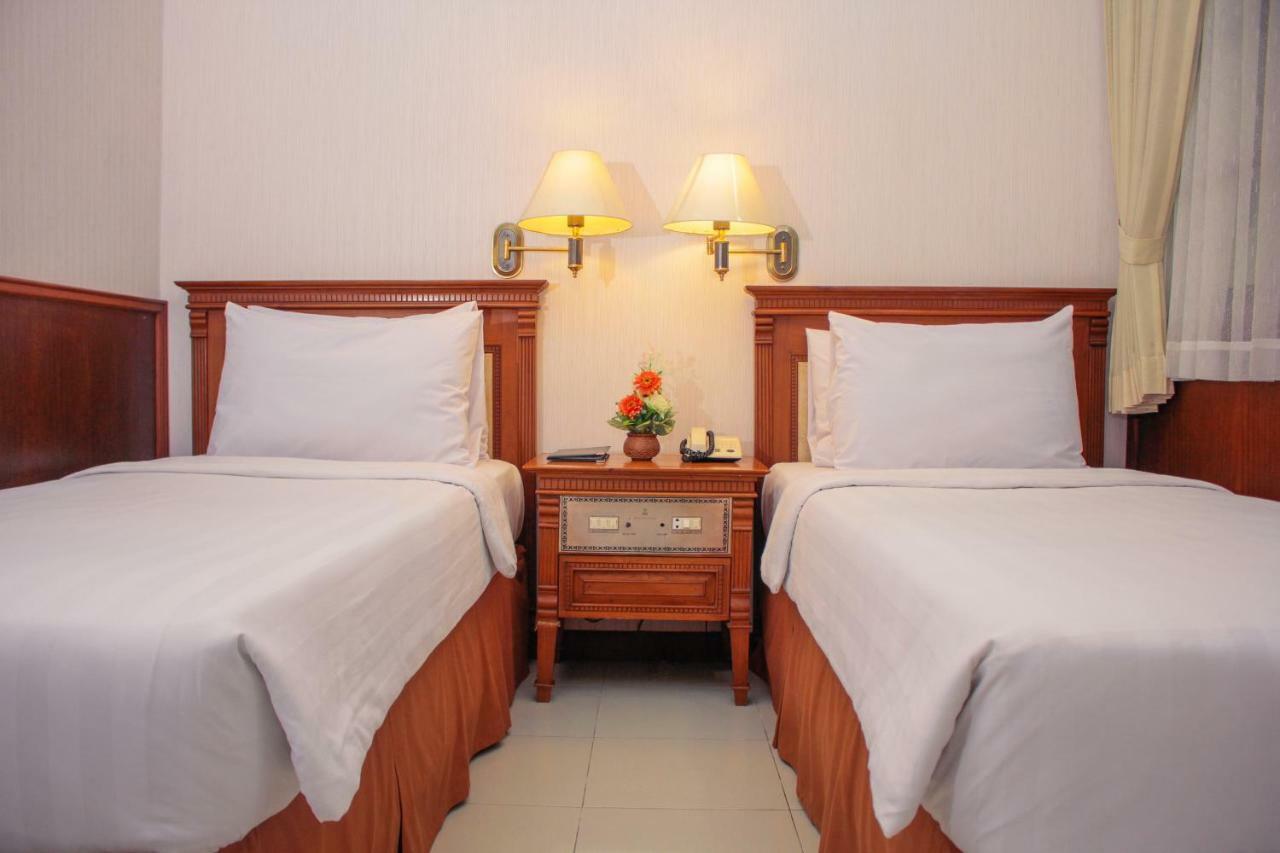 Sapta Nawa Resort 1 Gresik Экстерьер фото
